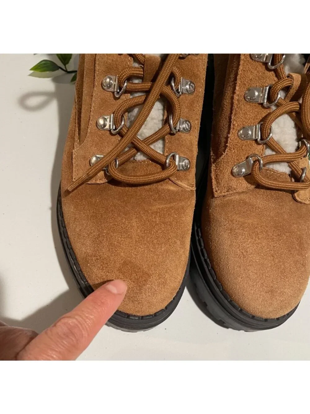 Marc Fisher Womens Faux Fur-Lined Suede Hiking Boots Size 8M Lace-Up CamelBrown